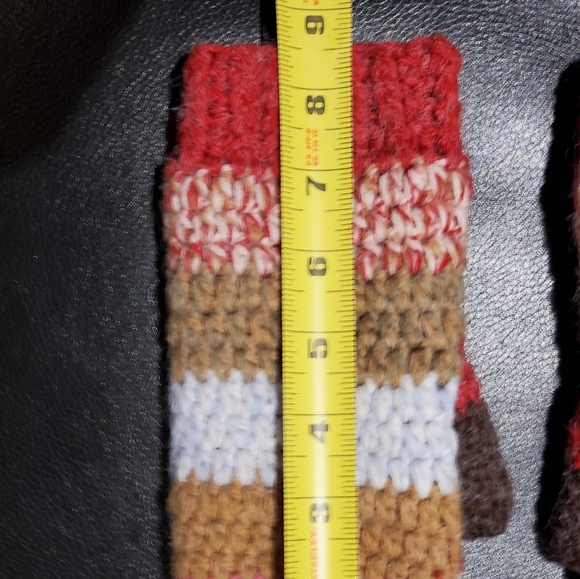 Handmade Mittens - Picture 4 of 5
